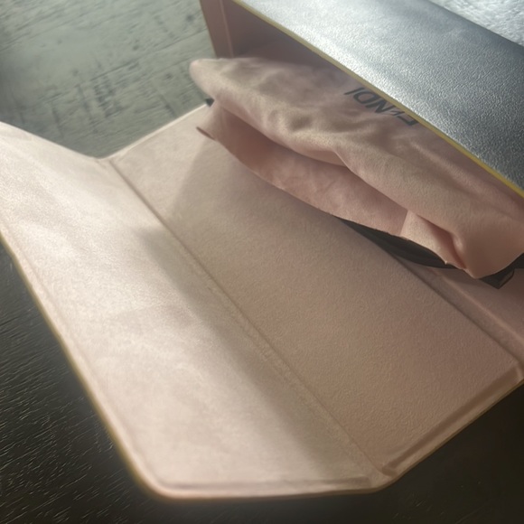 Fendi Black Sunglasses with Brown Lenses, FF M0001/S 807/70 - Picture 10 of 10